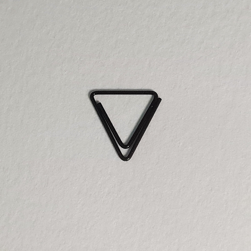 Triangle Paper Clips - Black